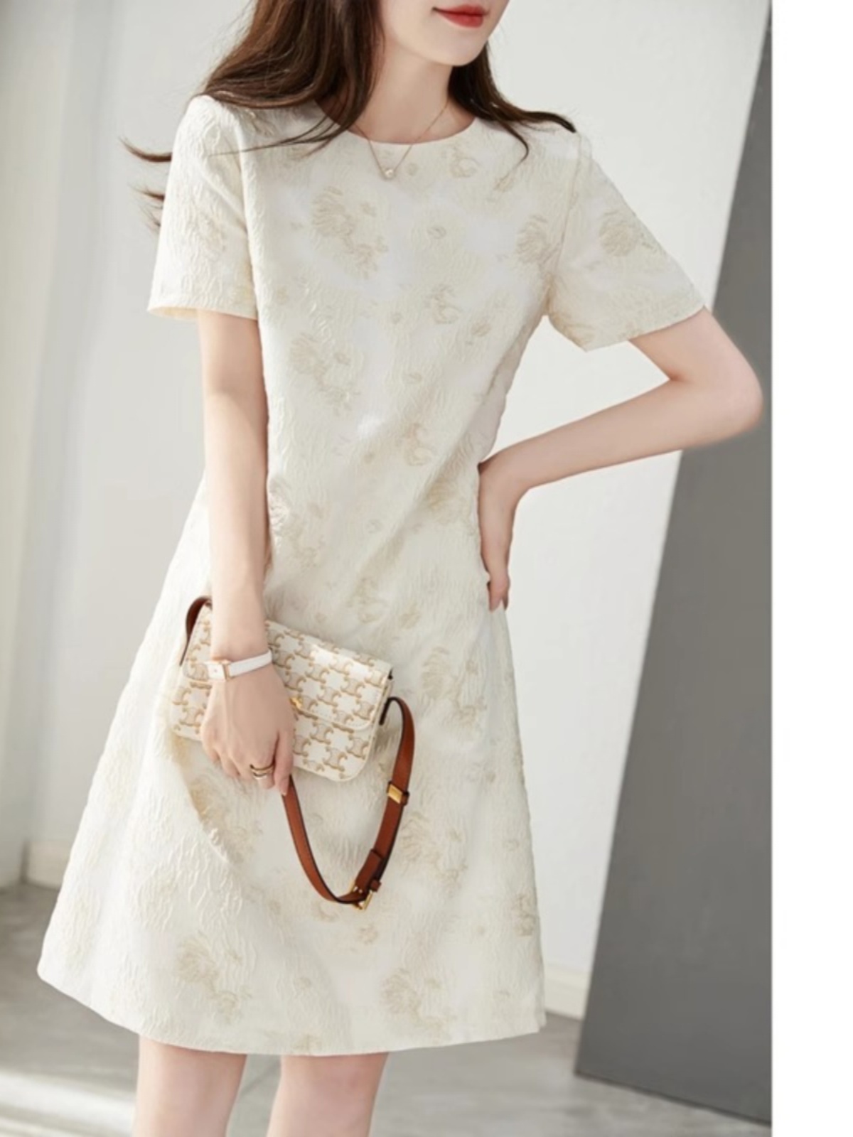 فستان أنيق بقصة A-Line مستقيمة - مراجعة Summer Line Clothing Brand وسعره